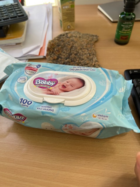 giao hàng nhanh, loại này dùng rât thich, k mùi, con xài k bị hăm, đóng gói cẩn thân, cam
on shop, giá ok, moi nguoi nên mua