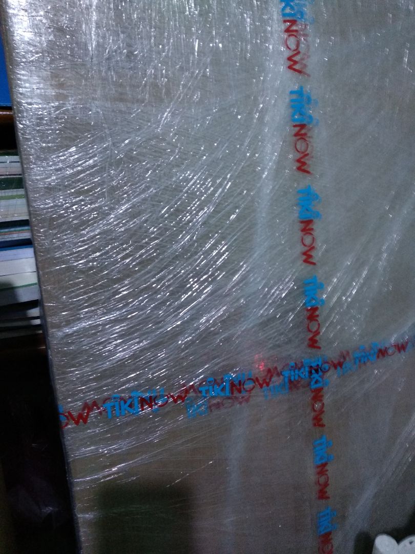 Giao hàng nhanh, mua giá tốt trong mùa sale mà còn được khuyến mãi kèm máy lọc không khí, tuyệt vời !!!