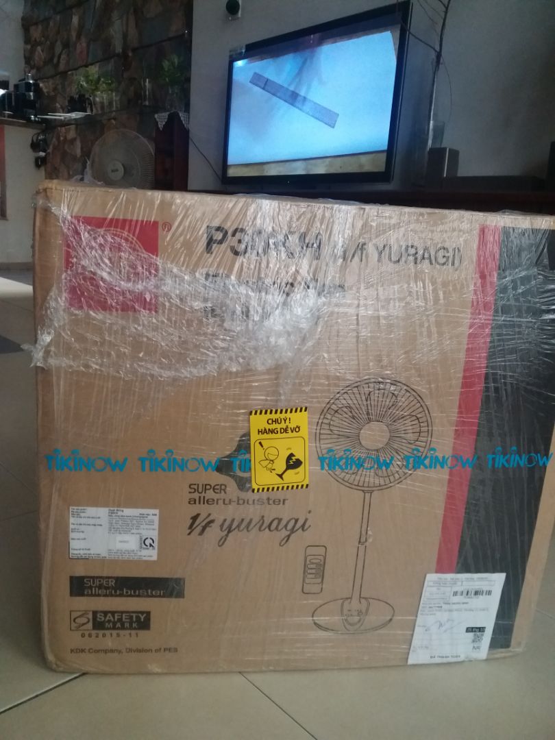 hàng còn nguyên tem, và phiếu bảo hành. Tôi rất hài lòng. Cám ơn TIKI