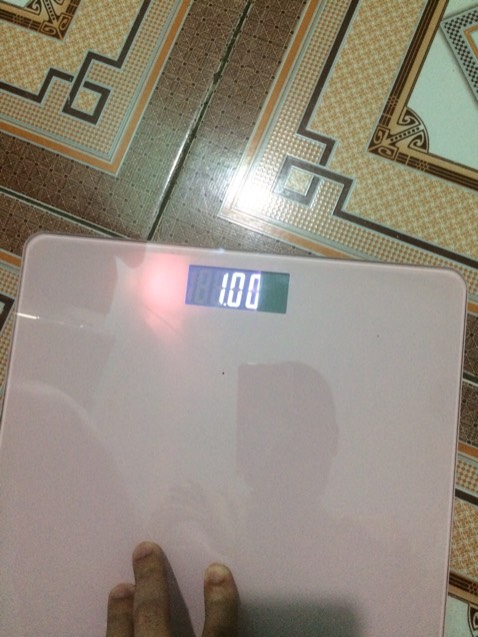 Sản phẩm đẹp nhưng lỗi màn hình hiện thị số ( 1/3 màn hình bị đen không hiển thị mức pin)