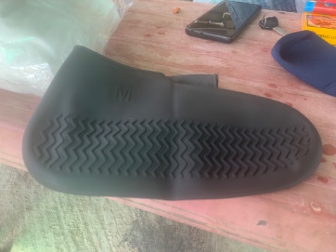 Hơi nhỏ, khó vào