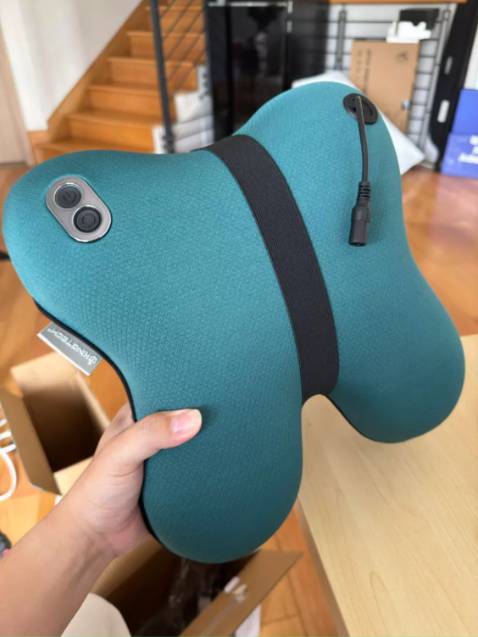 Shop giao hàng siêu nhanh. Đóng gói cẩn thận, trông rất gọn gàng đẹp mắt. Sản phẩm dùng rất thích. Mình mua cho bố mẹ mà cũng tính mua thêm cho mình. Hy vọng chất sử dụng lâu dài.