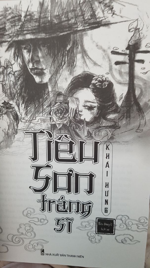 văn phong của tác giả Khải Hưng mượt mà, phân tích tâm lý Nhân vật tốt, bám vào lịch sử nhưng không quá khô khan. Nhân viên giao hàng thân thiện.