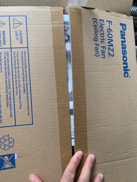 Giao hàng nhanh. 
Nhân viên tổng đài liên hệ tích cực, nhã nhặn khi trao đổi. 
Hàng đóng gói cẩn thận đúng chuẩn. 
Hàng đúng hình ảnh giới thiệu. 
Hàng vận hành ổn. 
Sẽ ủng hộ shop khi có thể.