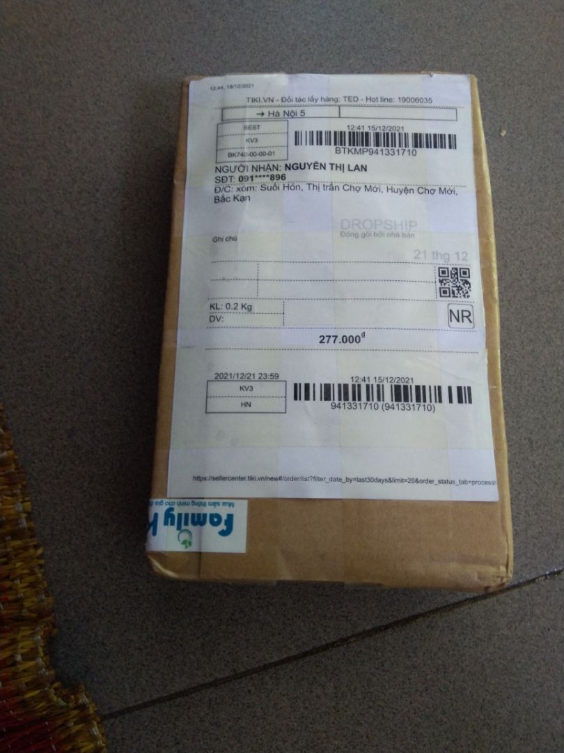 shop đóng gói cẩn thận, hàng giao nhanh, tất chất dày vừa,shop tặng thêm khẩu trang rất thiết thực trong mùa dịch