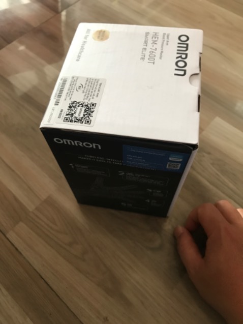 Máy đẹp dễ sử dụng, đo chính xác, nhưng mà gói hàng thấy không đẹp.