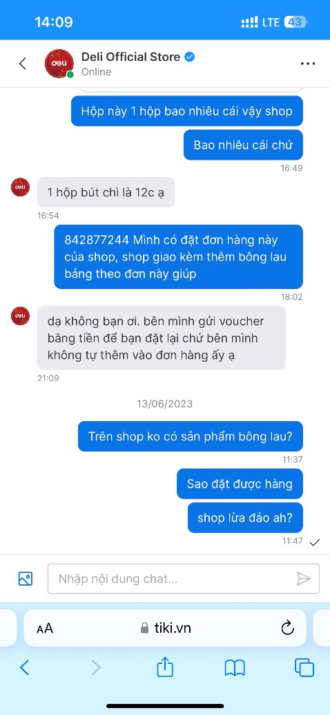 Mô tả sản phẩm có tặng bông lau, giao hàng thiếu, không giao bù
- Tặng voucher để xin lỗi, và hứa giao kèm vào đơn hàng sau nhưng khi đặt hàng xong thì nhắn là tặng voucher để mua bù bông lau từ cửa hàng, chứ không giao bù, trong khi shop không bán lẻ bông lau