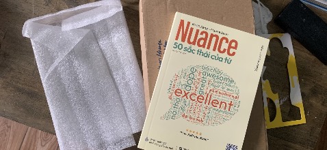 Sao mình nhận đc có 1 cuốn ạ, mình đi làm người nhà nhận mở ra có 1 cuốn, vui lòng phản hồi lại giúp