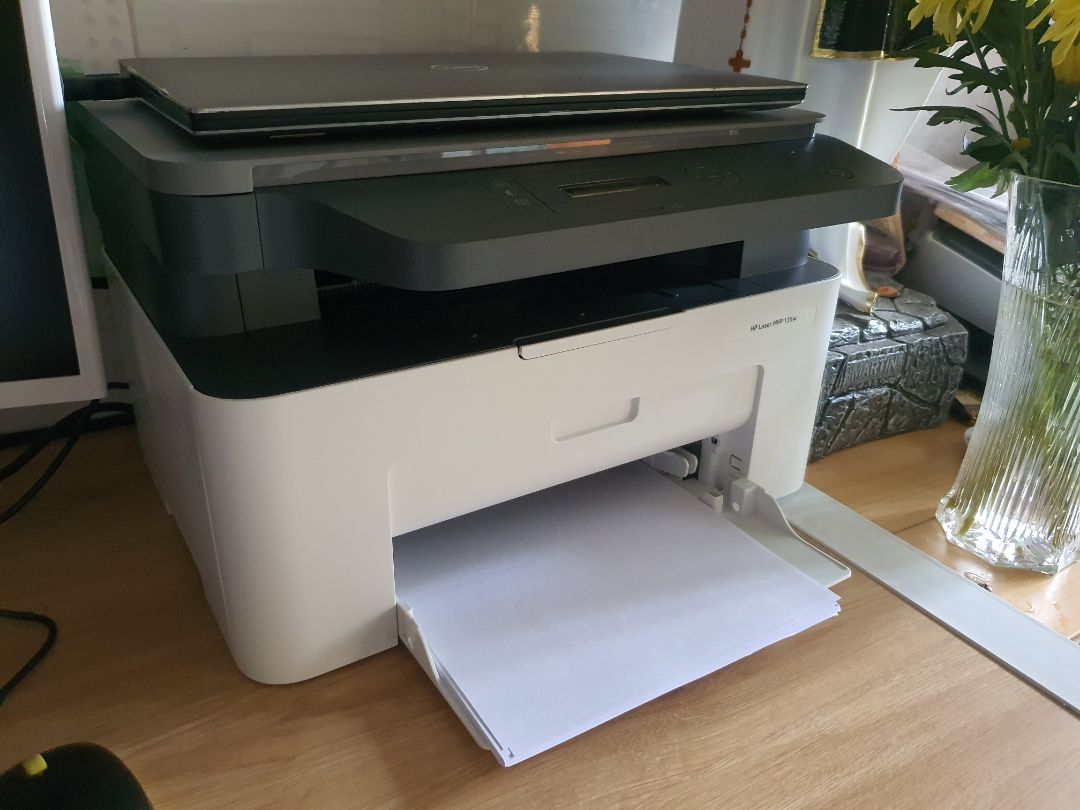 shop rất nhiệt tình nhé. Máy in hoạt động khá tốt, đầy đủ các chức năng và cùng không quá cồng kềnh với nhiều chức năng như vậy. Mình chọn giải pháp trả góp để dùng tiền vào các việc khác nên lựa chọn shop là quá hợp lý. Rất ít nơi có cho trả góp máy in HP như shop trên Tiki. Cảm ơn shop shop rất nhiệt tình nhé. Máy in hoạt động khá tốt, đầy đủ các chức năng và cùng không quá cồng kềnh với nhiều chức năng như vậy. Mình chọn giải pháp trả góp để dùng tiền vào các việc khác nên lựa chọn shop là quá hợp lý. Rất ít nơi có cho trả góp máy in HP như shop trên Tiki. Cảm ơn shop