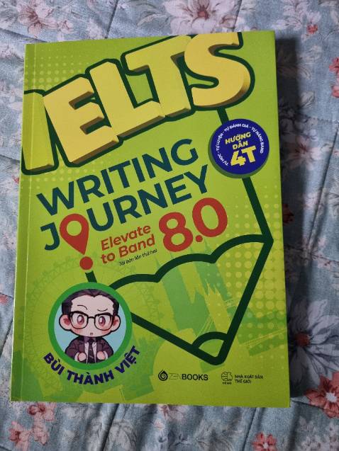 Giấy đẹp, minh họa bắt mắt.
Nội dung chất lượng.