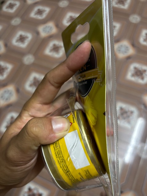 Hàng đã bị rách không nguyên vẹn