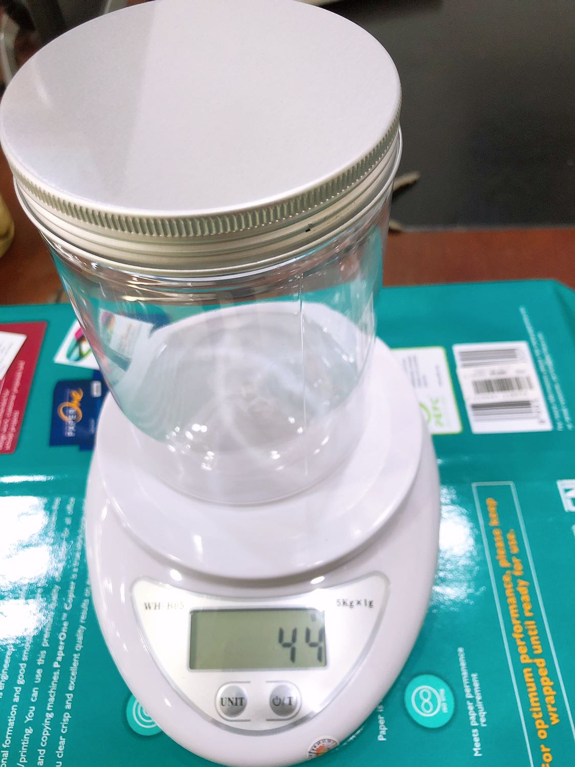 1/Giao hàng: giao nhanh, tài xế nhiệt tình
2/Đóng gói: quy cách đóng gói của tiki vẫn tốt xưa giờ, sản phẩm bỏ hộp + miếng chống sốc + hộp giấy tiki
3/Sản phẩm: mới, cân chính xác, hài lòng với chiếc cân bé xinh này 1/Giao hàng: giao nhanh, tài xế nhiệt tình
2/Đóng gói: quy cách đóng gói của tiki vẫn tốt xưa giờ, sản phẩm bỏ hộp + miếng chống sốc + hộp giấy tiki
3/Sản phẩm: mới, cân chính xác, hài lòng với chiếc cân bé xinh này