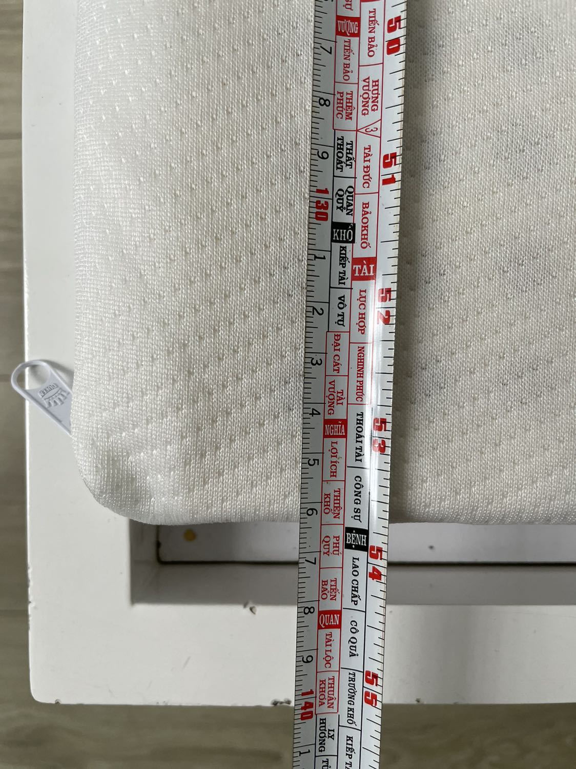 Đặt nệm 1,4x 2m mà giao nệm 1,36cm x 2m đề nghi Ti Ki báo Vạn Thành cho kiểm tra đổi lại hàng nếu không Tôi trả lại hàng