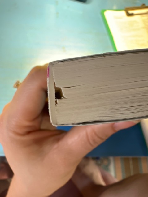 Nội dung hay, dễ đọc dễ hiểu. 
Tuy nhiên chất lượng sách kém. Mới đọc chưa được 1 nửa gáy sách đã bung hết ra rồi. Độ kết dính kém. Đọc đi còn khó chứ nói gì đọc lại