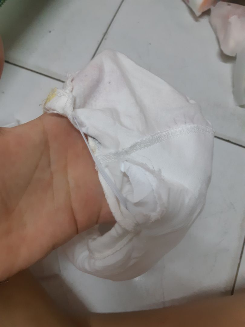 có 1 chiếc bị hụt chỉ. sp khác ok