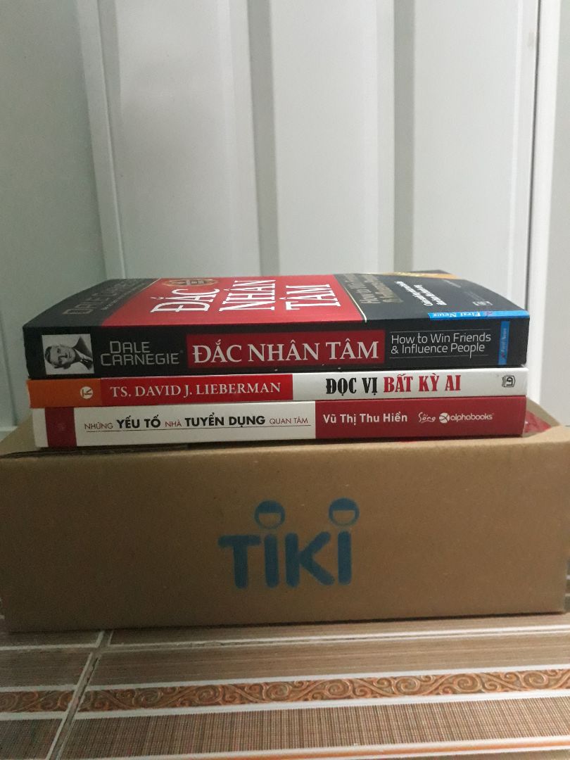 Sách mới, bìa đẹp, chắc chắn, tiki đóng gói kĩ, giao hàng nhanh, cảm ơn tiki ạ.