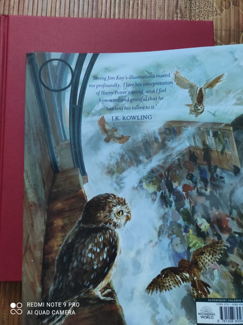 Chất lượng sách tốt, có bọc plastic và xốp chống va đập.