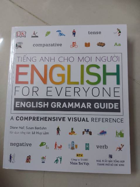 Đóng gói chắc chắn, sách giấy đẹp