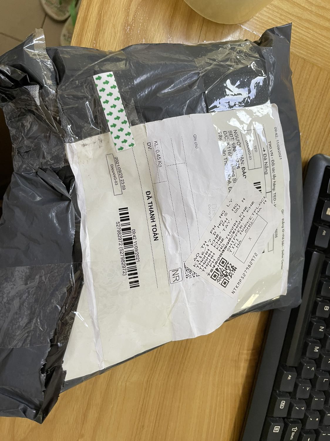 Đồ quá rộng so với size, nên đã gửi lại hàng Đồ quá rộng so với size, nên đã gửi lại hàng