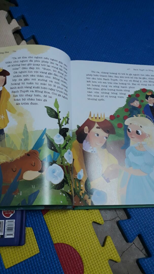 sản phẩm bìa cứng, khổ to, câu chuyện phong phú, hình vẽ đẹp, chất liệu giấy bóng , các bé rất thích , đóng gói kỹ, shipper thân thiện
