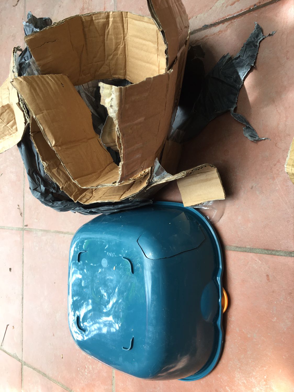 Hàng quá mỏng manh.đóng gói không đảm bảo Hàng quá mỏng manh.đóng gói không đảm bảo