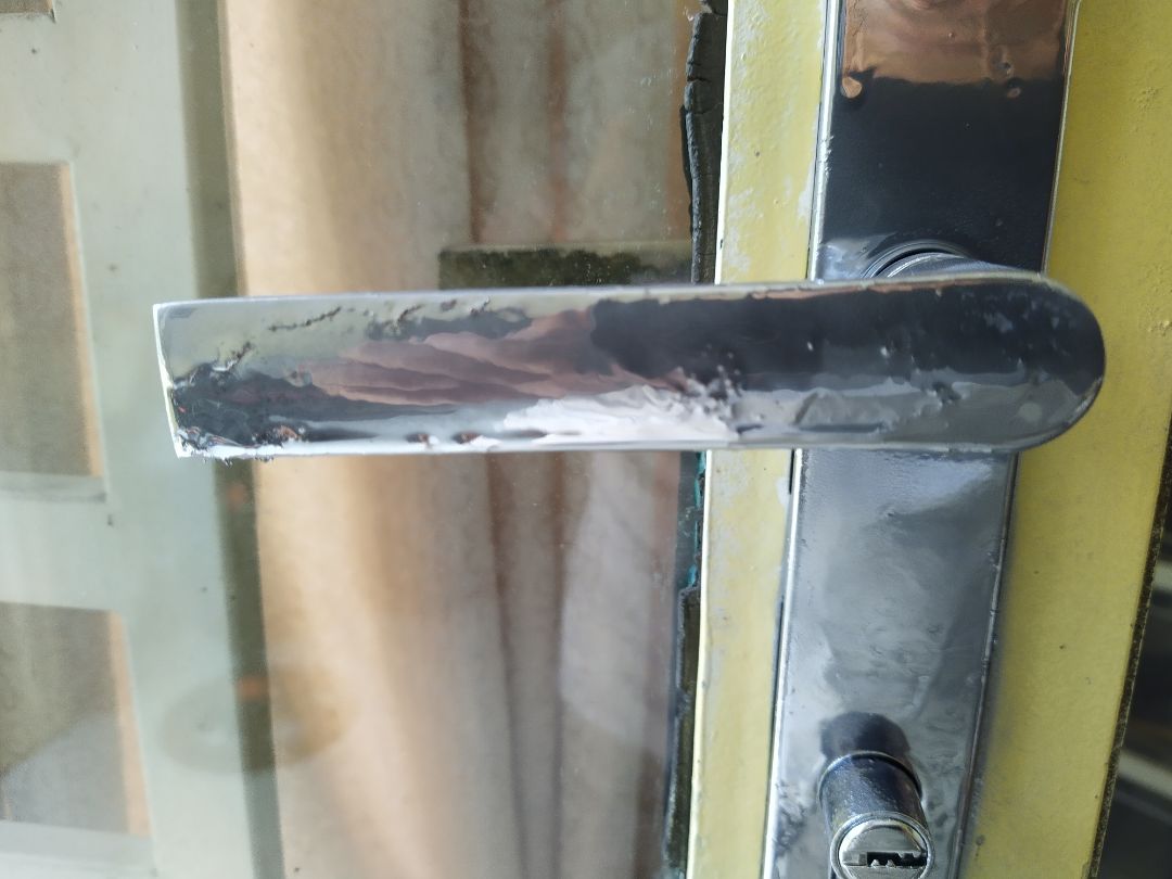 Sản phẩm có chất lượng như công bố, giúp các đồ vật sáng bóng như mới; được đóng gói cẩn thận và giao đúng hạn.