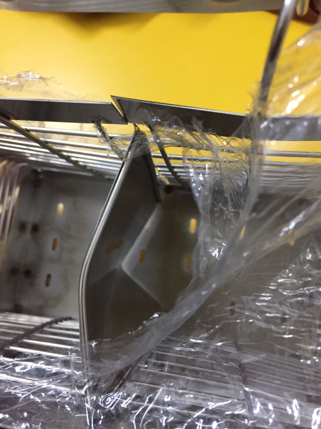 Yêu cầu đổi sản phẩm mới. Sản phẩm bị hư, lỗi