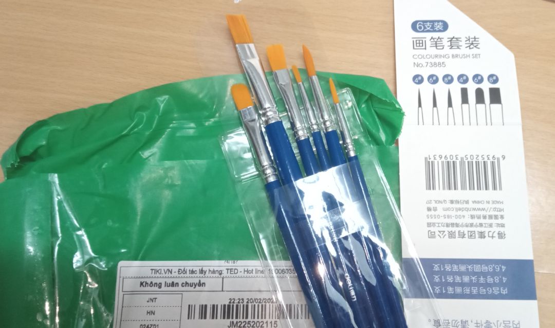 mình mua bộ 6 cọ niken về rất ưng ạ, lông cọ dài mà vẽ đều tay, nói chung đồ dùng học tập của deli mình rất tin tưởng 😍 mình mua bộ 6 cọ niken về rất ưng ạ, lông cọ dài mà vẽ đều tay, nói chung đồ dùng học tập của deli mình rất tin tưởng 😍