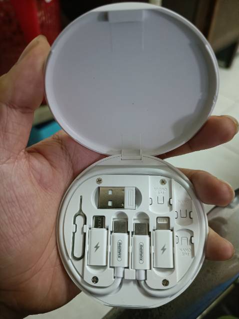 Nhận được sạc nhanh Xiaomi, sạc nhanh samsung, tốc độ sạc có vẻ ổn, vỏ hộp tệ, dễ bị trầy, không khớp gỉ lắm Nhận được sạc nhanh Xiaomi, sạc nhanh samsung, tốc độ sạc có vẻ ổn, vỏ hộp tệ, dễ bị trầy, không khớp gỉ lắm