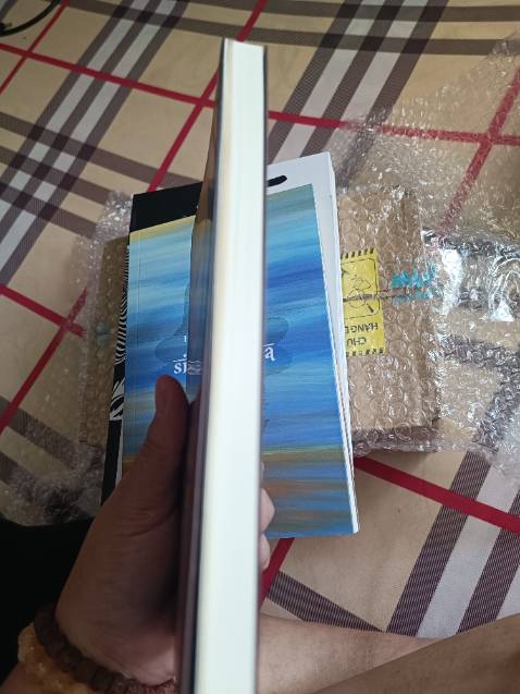 Sách dày dặn, đúng mô tả, nên mua