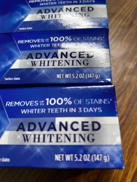 Tôi vừa nhận được đơn hàng số 344137283 từ shop với 5 tuýp kem đánh răng 147gr/tuýp, 
trong khi trên hình quảng cáo sản phẩm và tên mô tả sản phẩm lại ghi 158gr/tuýp. Đây là nhà bán hàng đang *** dối khách hàng hay có sự sai sót gì ở đây tôi mong nhà bán hàng và CS của Tiki giải đáp giúp.