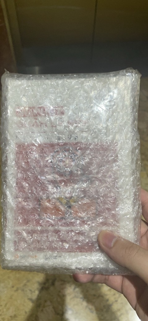 Giao trễ 1 ngày so với thời gian đã note. Bao bì sản phẩm bình thường có hộp, giờ chỉ quấn màng co.