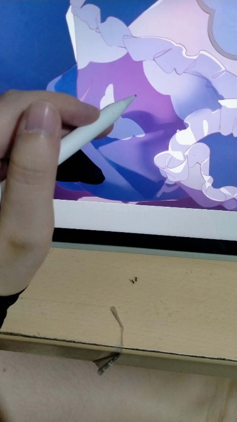 Về đúng lúc mình đang làm việc. Đeo vừa vặn lắm nha. 
Cảm ơn sốp nhiều