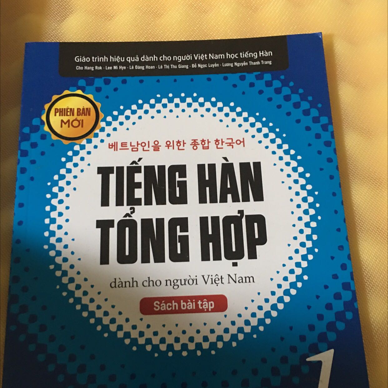 Sách đẹp lắm, giao hàng nhanh vs lại con nguyên vẹn sau vận chuyển nx. Rất đáng tiền mua Sách đẹp lắm, giao hàng nhanh vs lại con nguyên vẹn sau vận chuyển nx. Rất đáng tiền mua