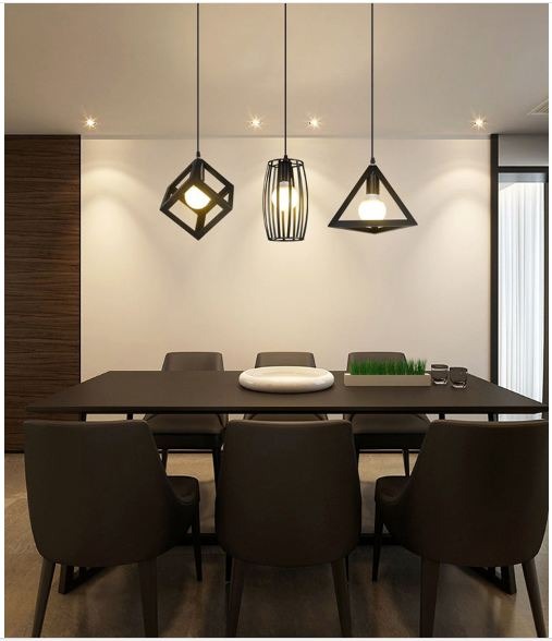 khung đèn khá chắc chắn, bóng led khá tốt. hàng chuẩn đó, sơn tĩnh điện khá dày.