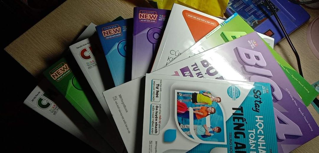 sản phẩm rất tốt ạ,không bị hư hay móp méo ,nội dung sách cũng dễ hiểu nhưng bị trùng nội dung kha khá bên chung phục,hy vọng dùng sẽ tốt ?