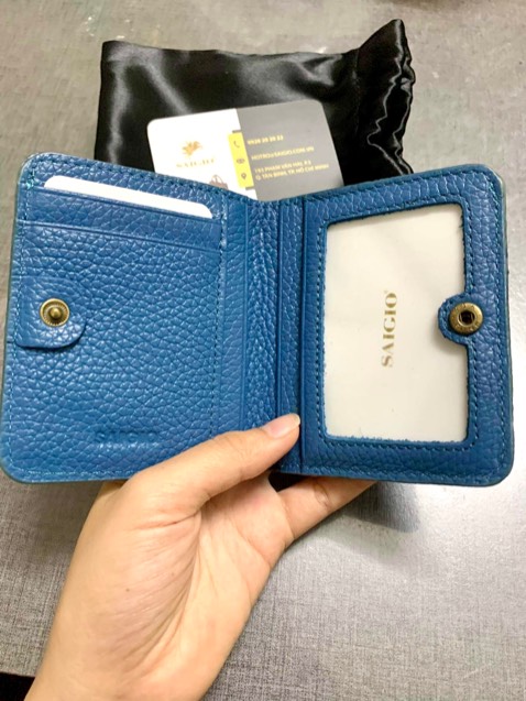 Ví da mềm, gọn gàng, cầm vừa tay