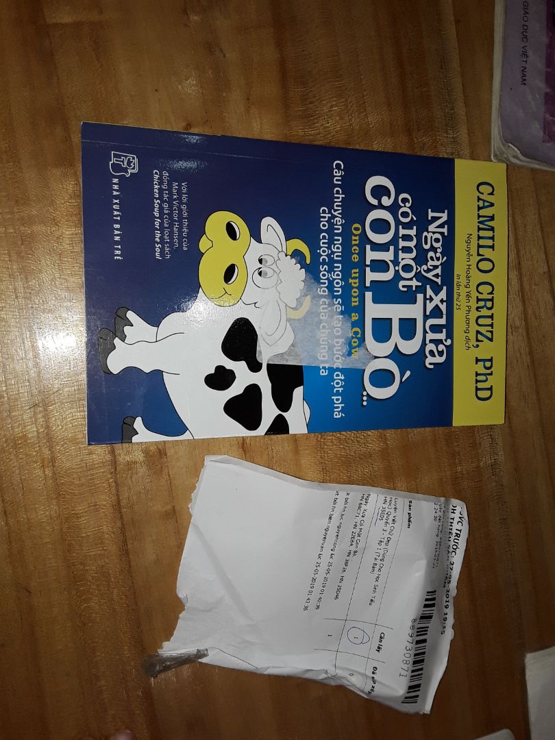 nội dung rất tốt nhưng khâu đóng gói của tiki lần này không chấp nhận được.  một quyển sách đẹp mà lại dán đơn hàng lên bìa,  để cho nó mất thẩm mỹ. Nói chung tôi chưa hài lòng với lần này, tiki nên xem xét lại khâu đóng gói.  Thank.