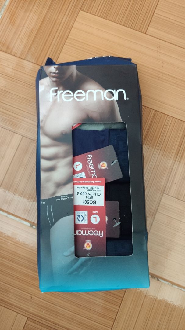 sản phẩm giao nhanh hơn dự kiến, giống mô tả, đóng gói ổn, chỉ tiếc là mua combo mà k có discount khi so với mua lẻ