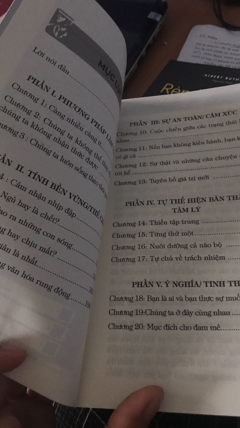 Trước kia mình nghĩ phải làm việc thật chăm chỉ mà ko chú trọng tới cách làm tối ưu nhất, nay mình lại thấy chăm chỉ vẫn chưa đur mà phải làm việc một cách khoa học, thông minh hơn, tinh tế hơn để bản thân cảm thấy nhẹ nhàng và giải quyết công việc nhanh chóng
