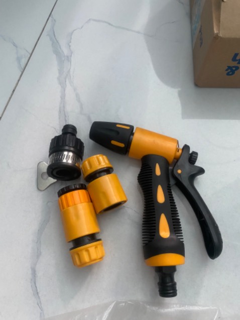 Nhận hàng đấy du nhưng chưa biết lắp khớp nối sao để sử dụng, đang nhờ shop hướng dẫn dùm tới 4 khớp nối k   biết nối the. nào cho đúng ai biết chi dùm cám ơn nhiều