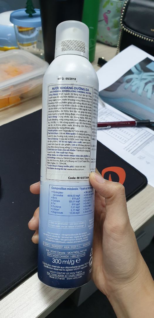Vô cùng thất vọng về Tiki. chất lượng sp càng ngày càng xuống cấp. Sản phẩm cũ tận 2018, dù còn trong hạn sử dụng. Vỏ chai móp méo. tem bị rách ih như là hàng xài rồi. hok bik nghĩ sao mà giao cho khách 1 sp tệ như vậy, có cho nhìn cũng ko dám xài. yêu cầu Tiki đổi trả hàng gấp.
