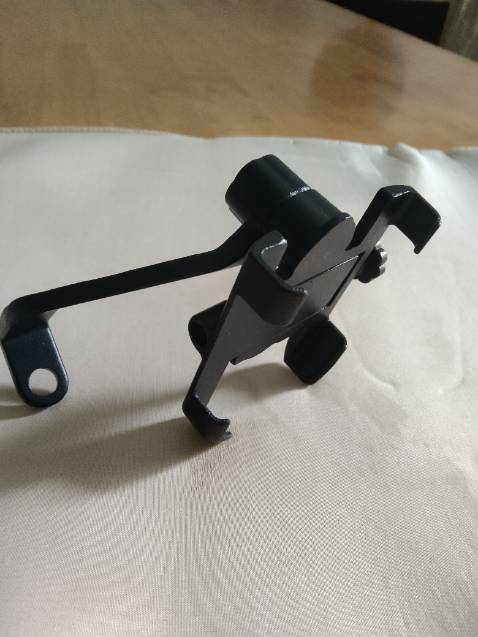 Chỉ xoay được phải trái không lên xuống được