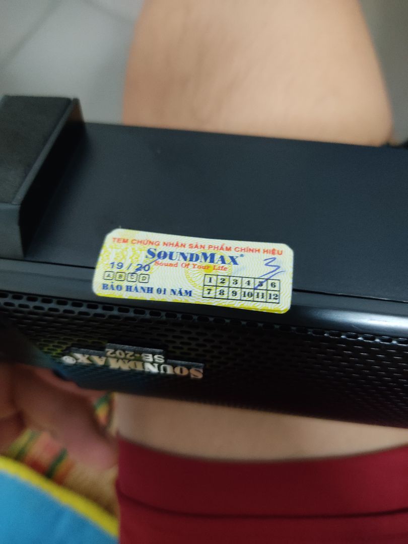 Sản phẩm đúng như mô tả, mình đặt mua ngày 26/08/2020 do Tiki Trading phân phối nhưng sao trên sản phẩm lại dán tem ngày 03/05/2020. Tiki xem giải thích cho mình với được không? Sản phẩm đúng như mô tả, mình đặt mua ngày 26/08/2020 do Tiki Trading phân phối nhưng sao trên sản phẩm lại dán tem ngày 03/05/2020. Tiki xem giải thích cho mình với được không?
