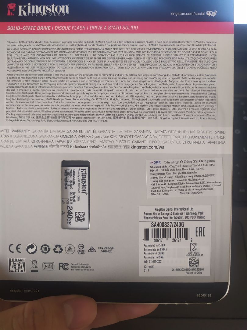 ổ cứng chính hãng, đầy tủ tem từ Vĩnh Xuân. *** tốc độ lên cao.
tiki giao hàng nhanh, tuy nhiên bọc trong hộp các tông chỉ thêm giấy quấn xung quanh, mình nghĩ nên có lớp chống sốc bằng xốp hoặc túi da rắn cho những sản phẩm điện tử thế này. ổ cứng chính hãng, đầy tủ tem từ Vĩnh Xuân. *** tốc độ lên cao.
tiki giao hàng nhanh, tuy nhiên bọc trong hộp các tông chỉ thêm giấy quấn xung quanh, mình nghĩ nên có lớp chống sốc bằng xốp hoặc túi da rắn cho những sản phẩm điện tử thế này.