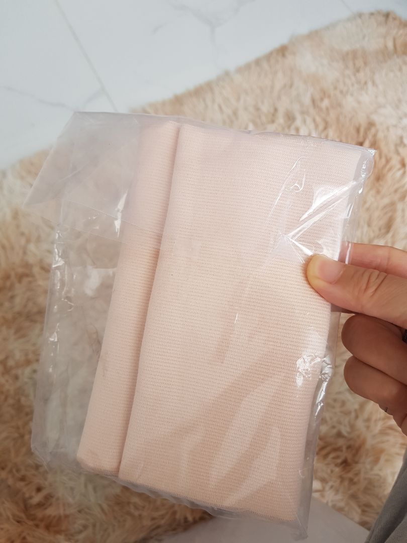 shop bán combo đai nịt bụng dán mà giao hàng đai cài là sao ạ? shop bán combo đai nịt bụng dán mà giao hàng đai cài là sao ạ?