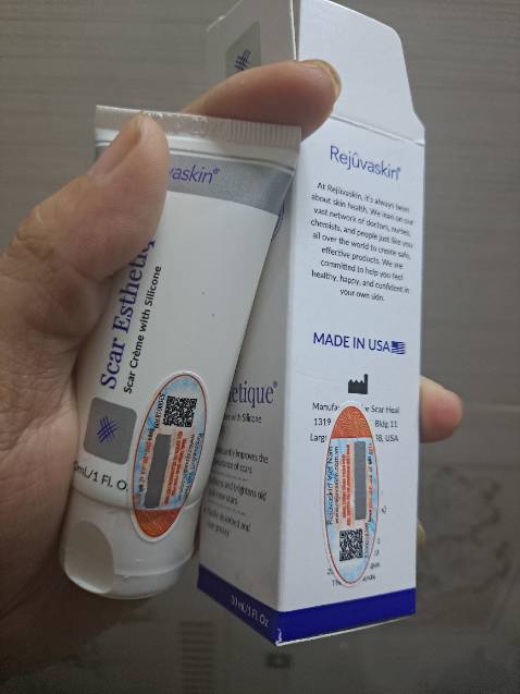 Hàng đúng chuẩn auth, chưa biết sử dụng có hiệu quả không, hàng này của Pháp mong là hiệu quả