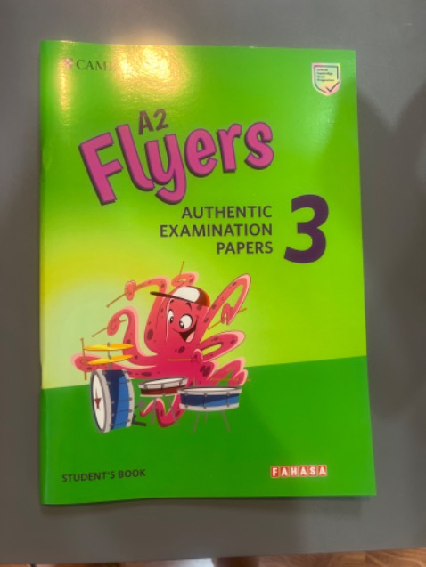 Sách đẹp, các đề thi Flyer rất hay. Fahasa có nhiều sách ngoại ngữ hữu ích, giá tốt. Giao hàng nhanh hơn dự kiến!