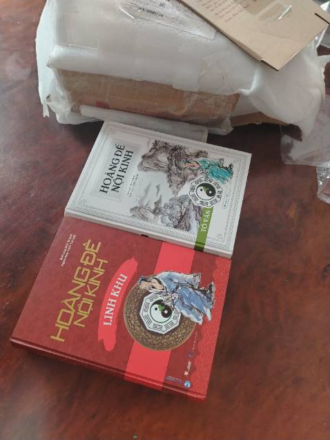 Sách được đóng gói rất cẩn thận, chất lượng sách rất tốt. Ủng hộ shop.