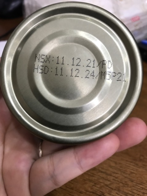 Hàng date xa. Hộp nguyên đẹp. Ko bị ghỉ sét. Mua cùng đơn mà hộp sét hộp ko. Chất lượng thì chờ ăn mới đánh giá tiếp đc.